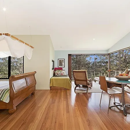 Lyola Pavilions In The Forest Maleny Room photo