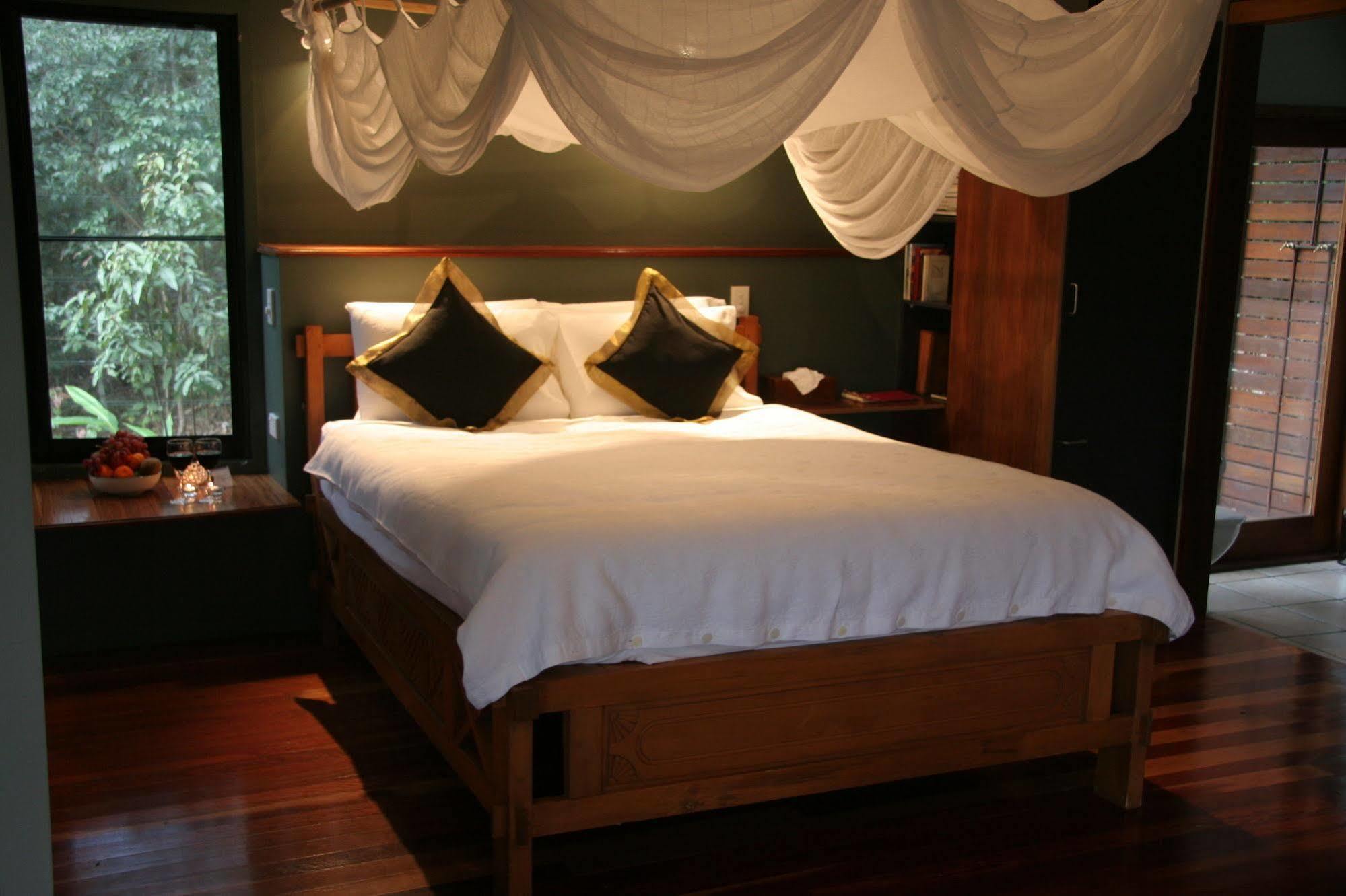 Lyola Pavilions In The Forest * Maleny